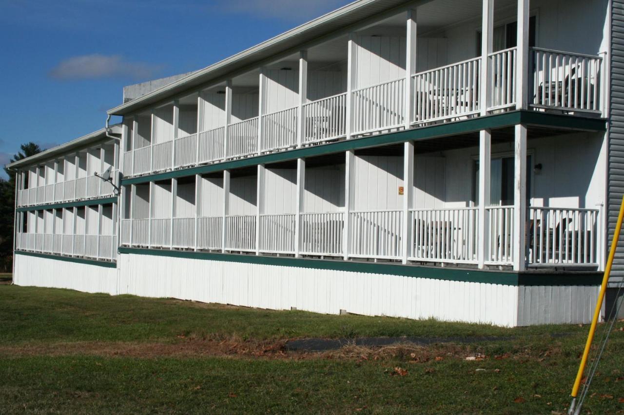 Windrifter Resort Wolfeboro Bagian luar foto