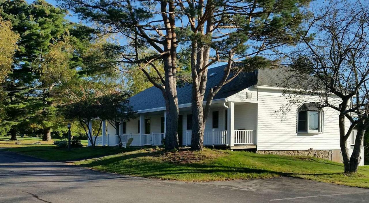 Windrifter Resort Wolfeboro Bagian luar foto