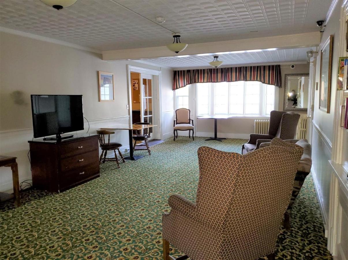 Windrifter Resort Wolfeboro Bagian luar foto