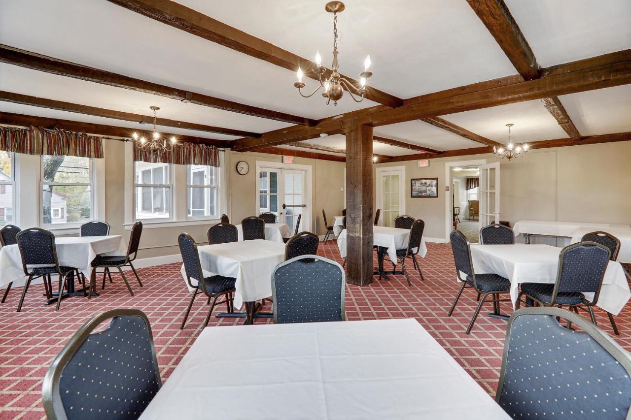 Windrifter Resort Wolfeboro Bagian luar foto